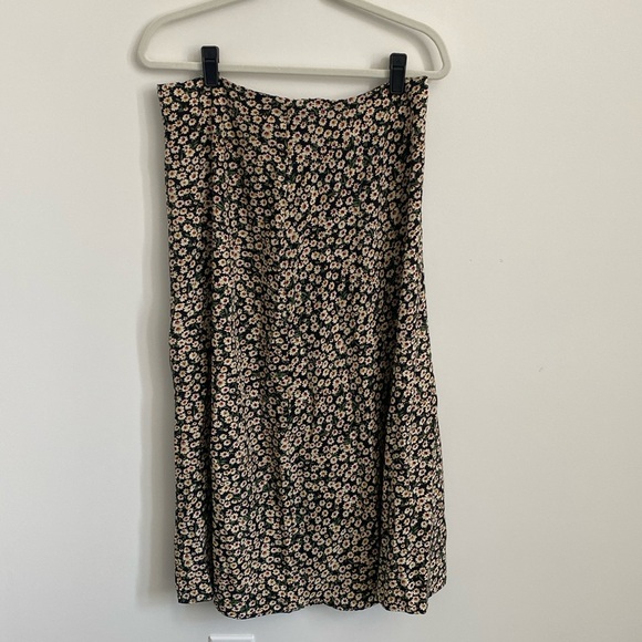 Layner skirt - Picture 1 of 3